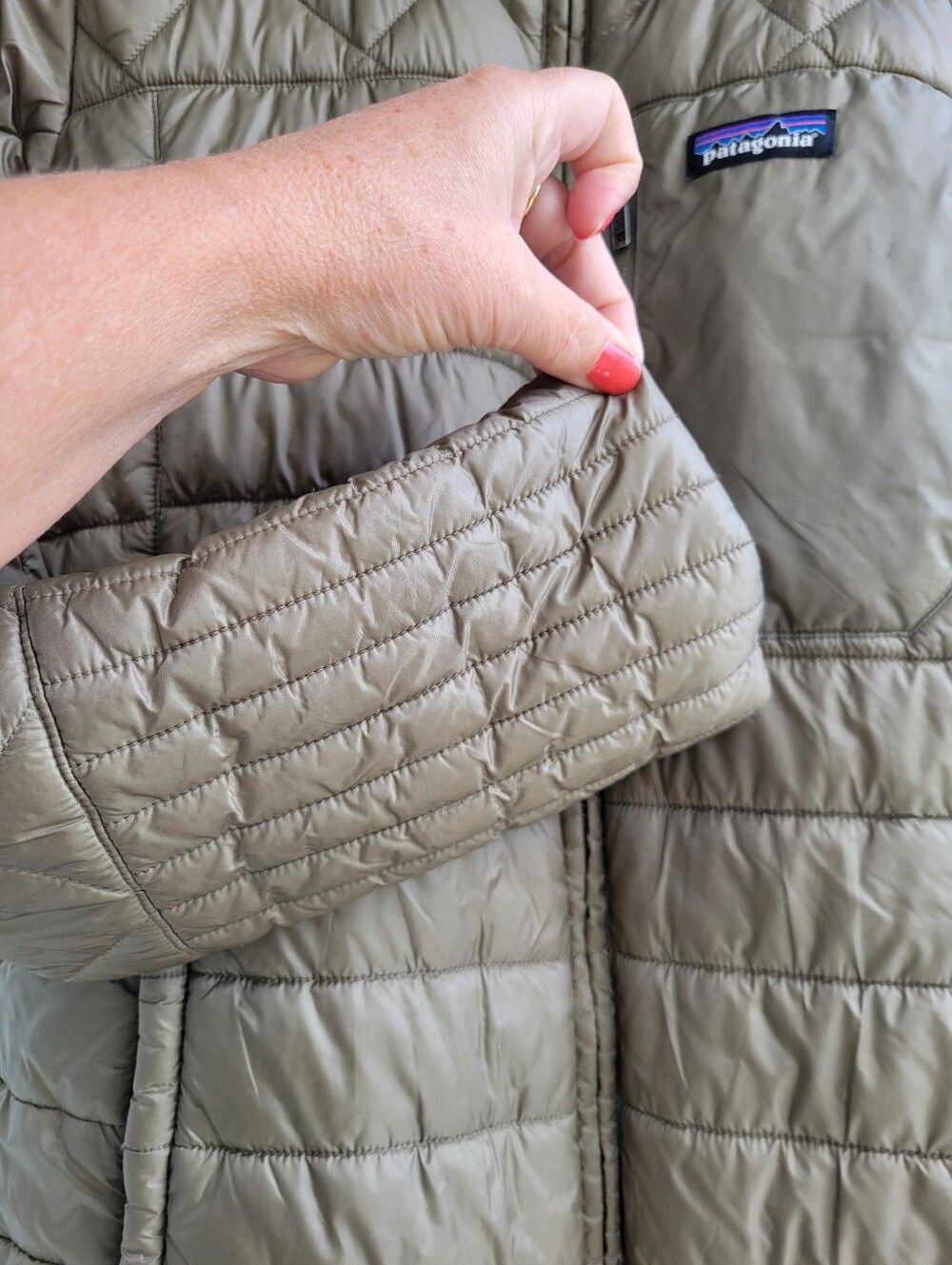 PATAGONIA Women's Puffer Coat, Size-XL, Color- Olive Green - Picture 4 of 16